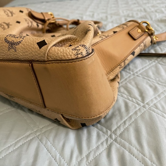 ‼️SOLD‼️Authentic MCM Vicetos drawstrings - Picture 5 of 10